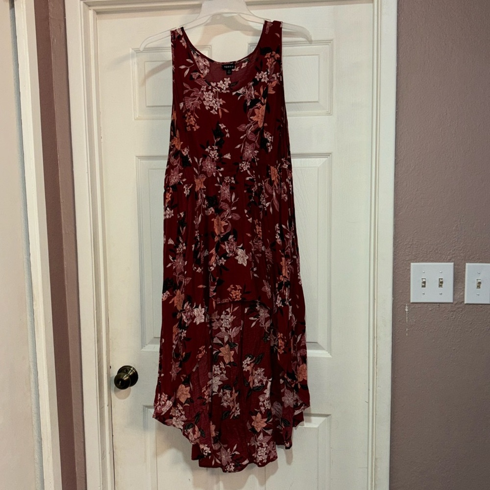 Torrid floral high low tank blouse